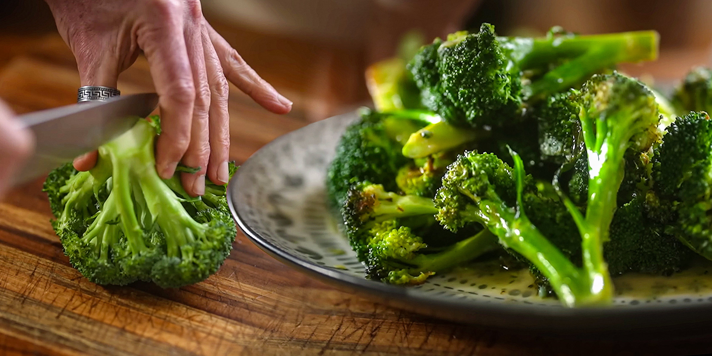 How to Prepare Applebee's Broccoli | Source: Youtube/Recipe30