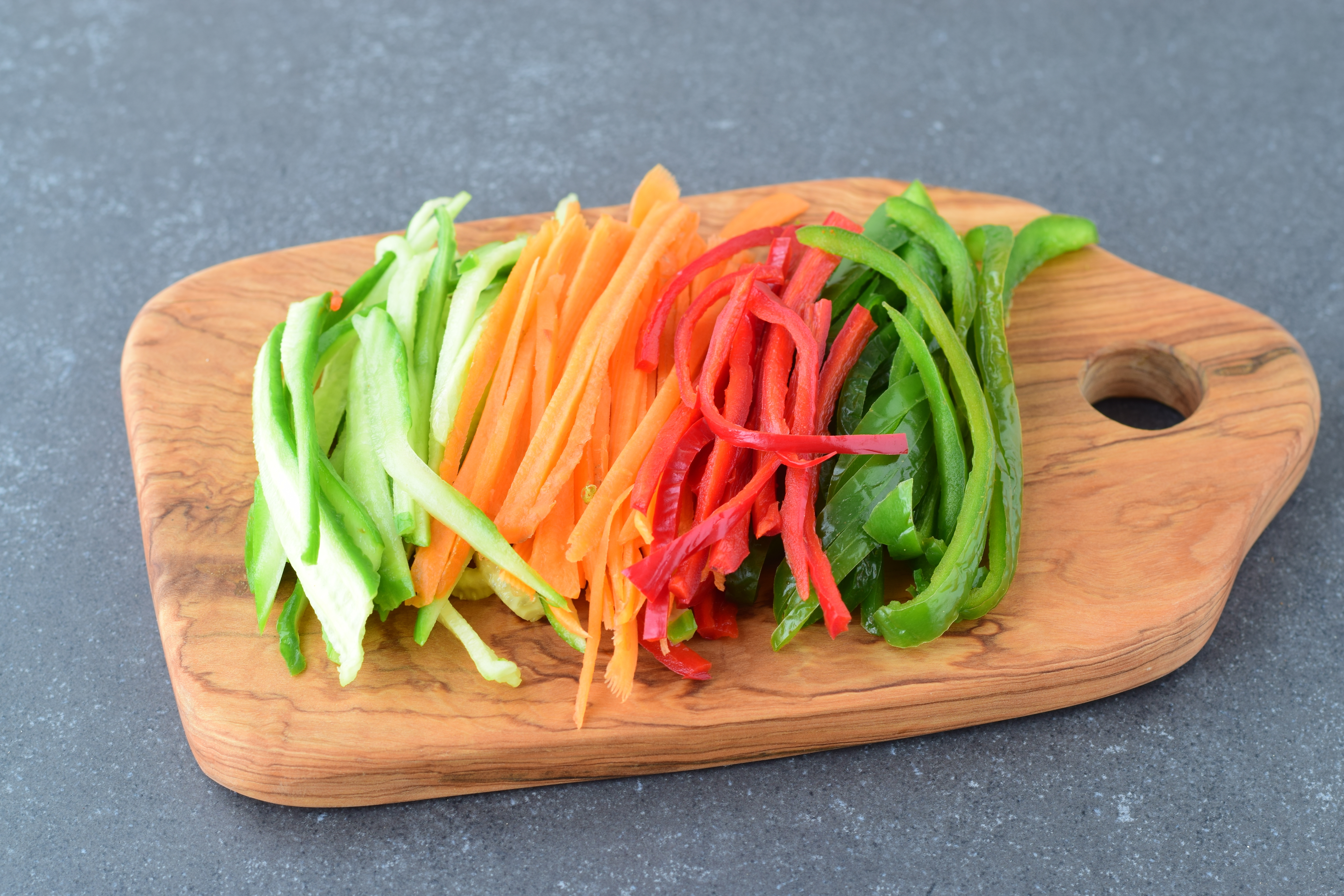 Julienne your vegetables. | Source: Shutterstock
